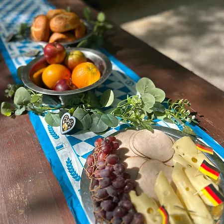 Oktoberfest Village キャンプ場 ミュンヘン